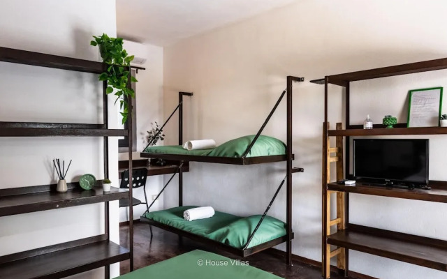 Banjo Room in Avola With 1 Bedrooms and 1 Bathrooms