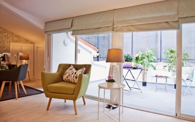 Feelathome Madrid Suites Apartments