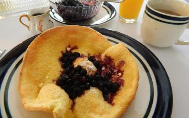 1810 House Bed & Breakfast