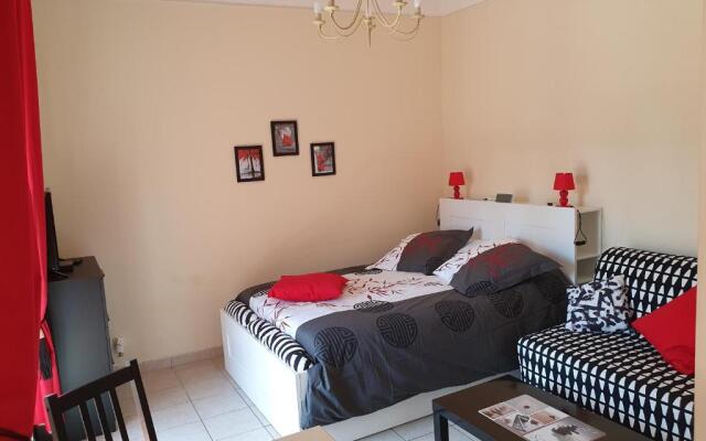 Appart T1 centre BANDOL dans Résidence de charme