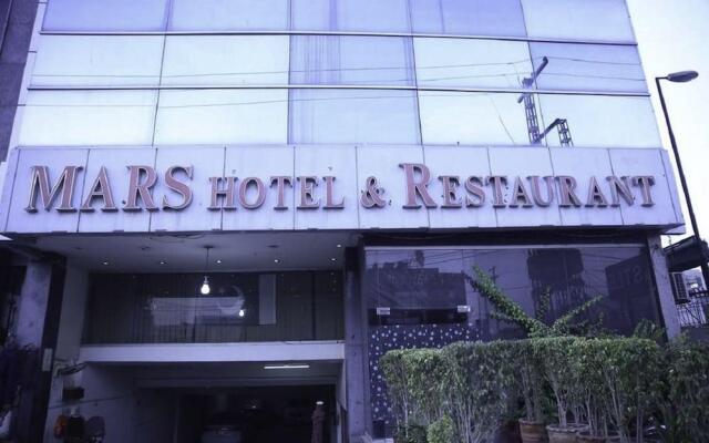 Mars Hotel Lahore