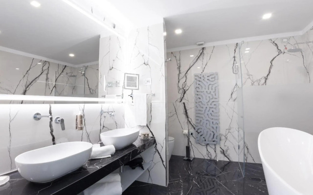 Grand Hotel Costa Brada