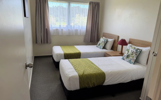 Coromandel Court Motel