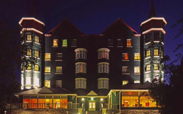 Metropole Hotel and Spa