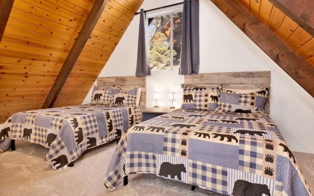 Bear Mountain Views #2235