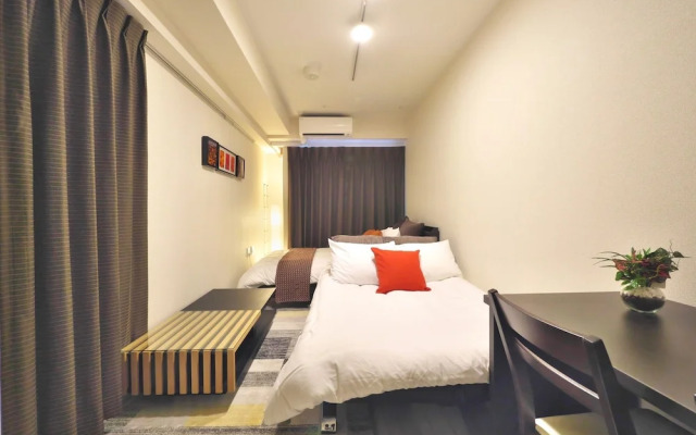 Kicon Hotels Fuchsia