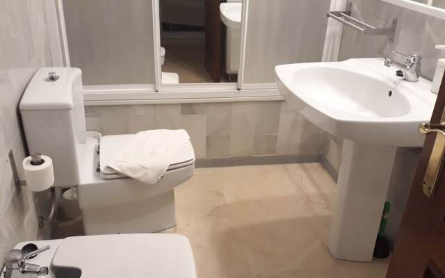 Deluxe Plaza Encarnación