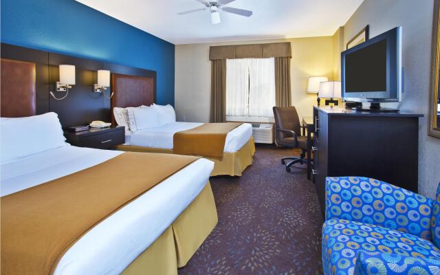 Holiday Inn Express Mackinaw City, an IHG Hotel