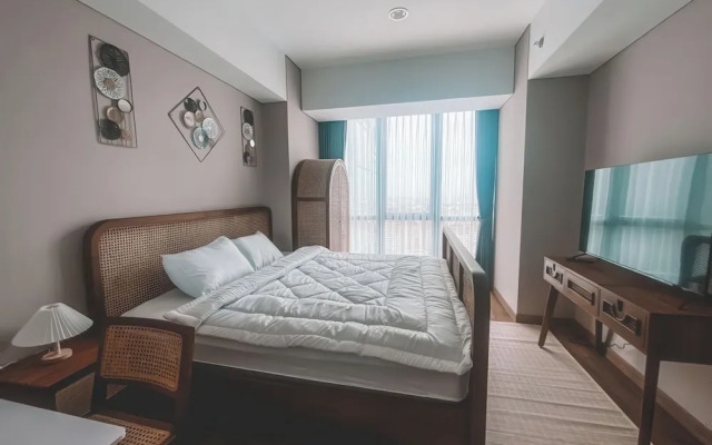 Staycation Jakarta Holland Village