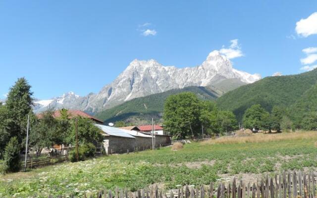 Guest House Ushba