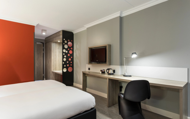 Ramada Amsterdam Airport Schiphol Hotel