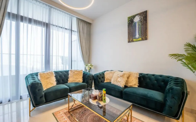Dramatic Sea View 1 BHK ANWABYFour Apple
