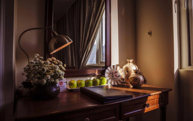 Alagon Central Hotel & Spa