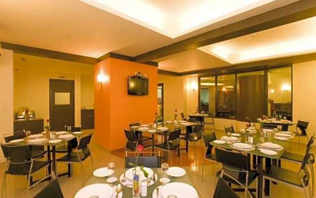 Pearl Suites