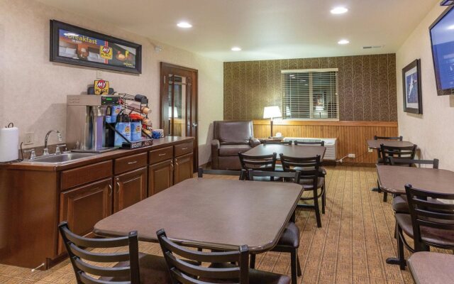 My Place Hotel Minot
