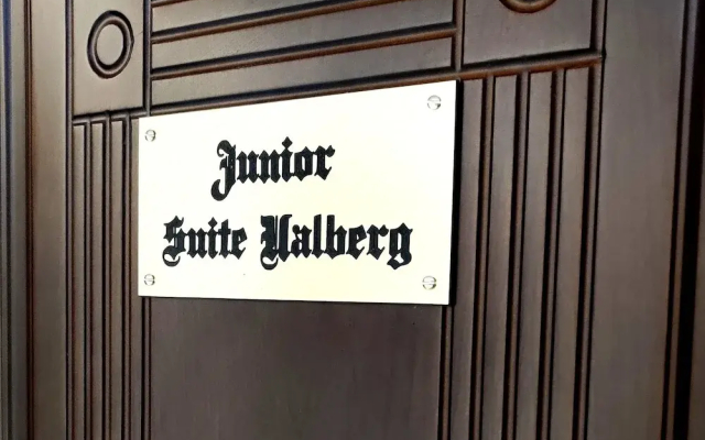 Maison Prestige Roberto Geissini