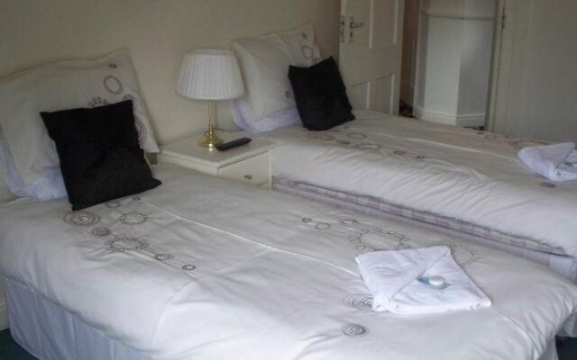 Dalesway Hotel