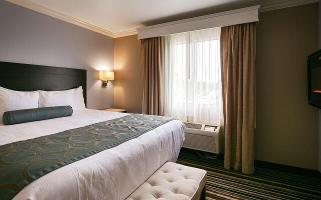 Best Western Plus Diamond Valley Inn