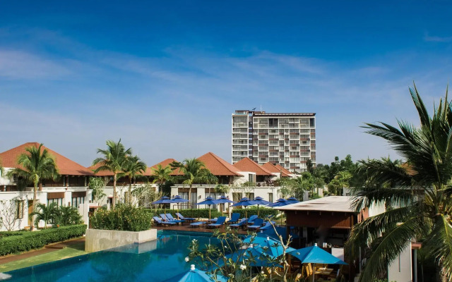 The Oriental Beach Pool Villa and Village