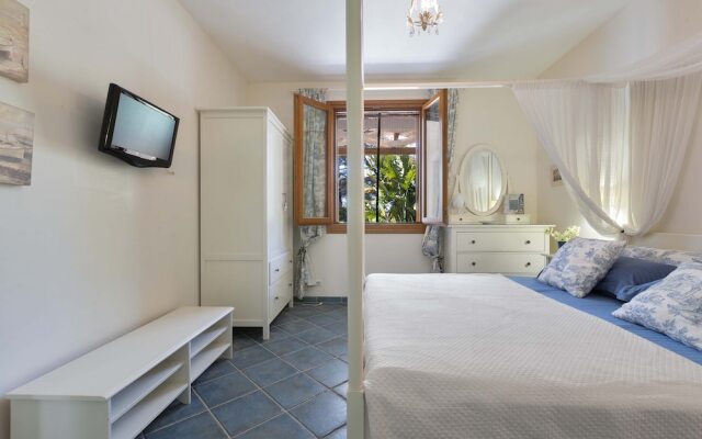 2817 Le Cenate - Ship In Apartment by Barbarhouse