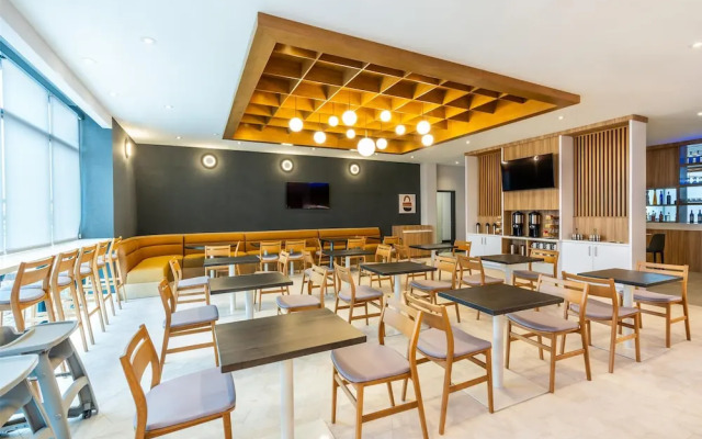 Hyatt Place Eagle Pass