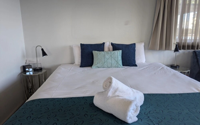 Haven Waters Motel & Apartments