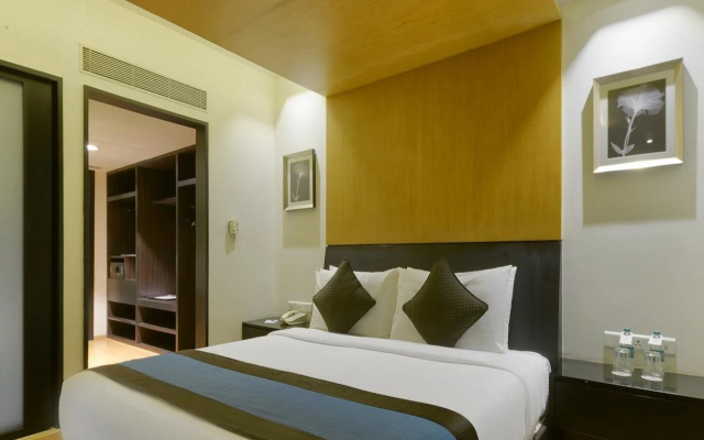 Davanam Sarovar Portico Suites Bengaluru
