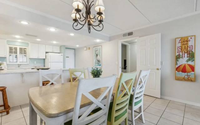 Condo with Atlantic View from Private Patio, Short Walk to the Beach by RedAwning