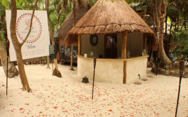 Maya Cabanas & Cenote Tulum