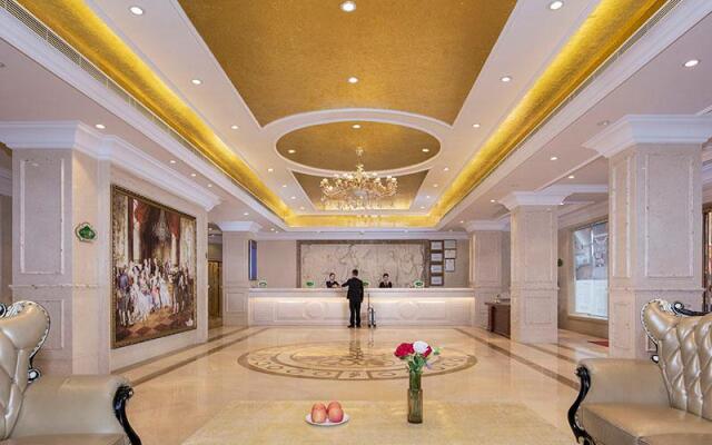 Vienna Hotel Guangdong Huizhou Jiangbei Railway Station