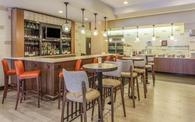 Hilton Garden Inn Indianapolis Downtown