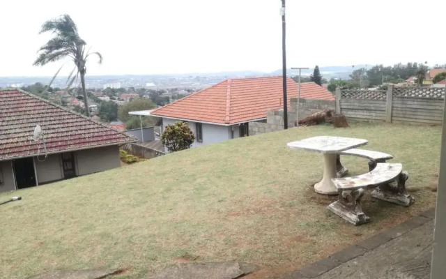 2 Bedroom Residential Home, along the coast.