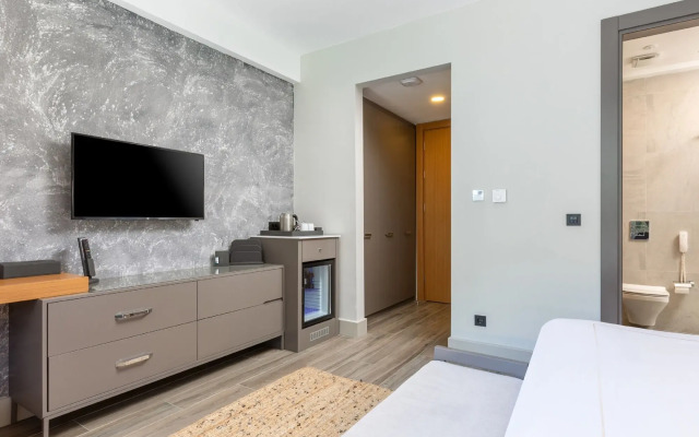 Unique Life Style Hotel