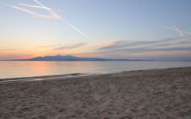 Medusa Resort & Suites