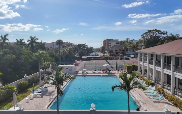 6415 Midnight Pass Road Unit 709