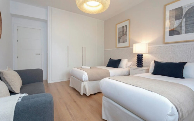 Exclusive apt 3rooms in Granda. Martinez Campos II