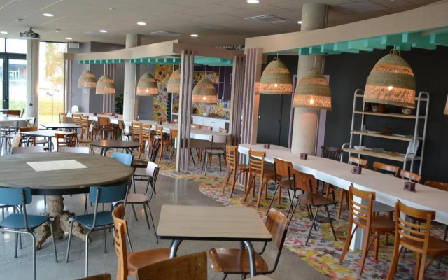 Greet Hotel Rennes Pace