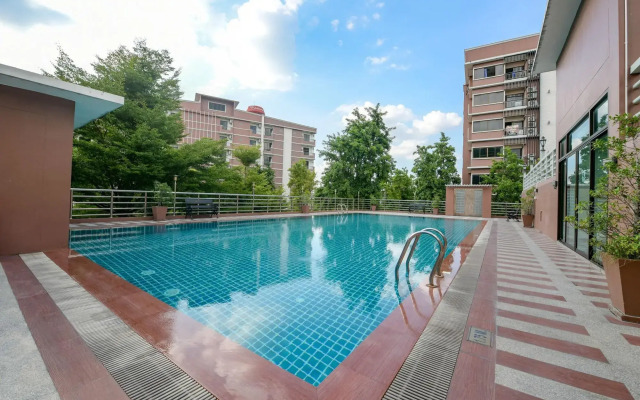 The Route Sriracha Hotel And Residence
