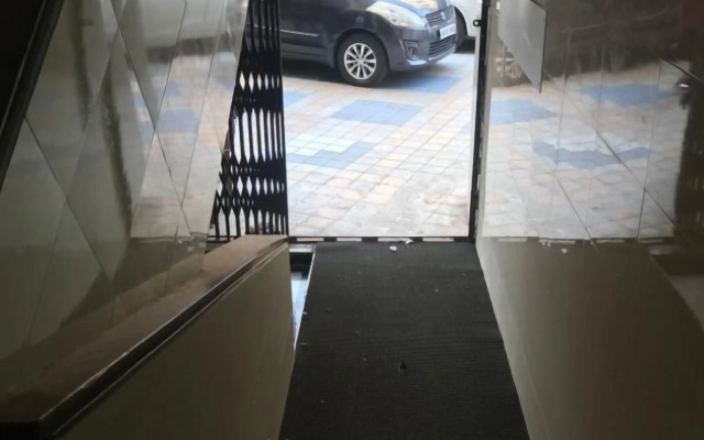 Lucky Service Apartments