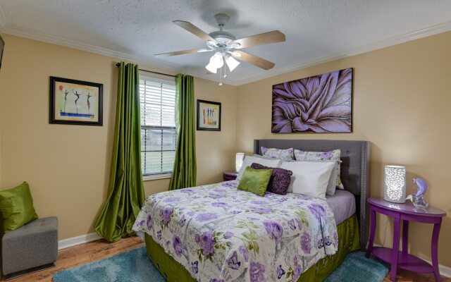 Charming Nashville Home Near Restaurants & Bars!