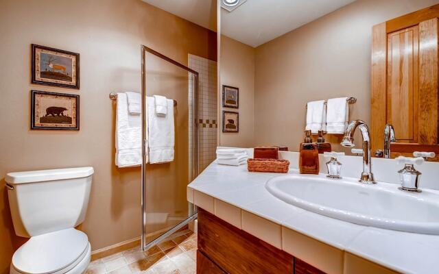 One Breck Place Imperial 25