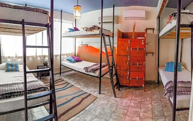 OYO Hostal Casa Los Abuelos