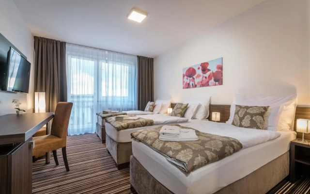 Hotel Satel