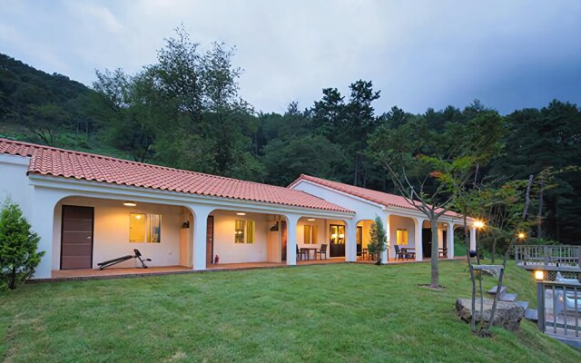 Yangpyeong Dabeu Pension