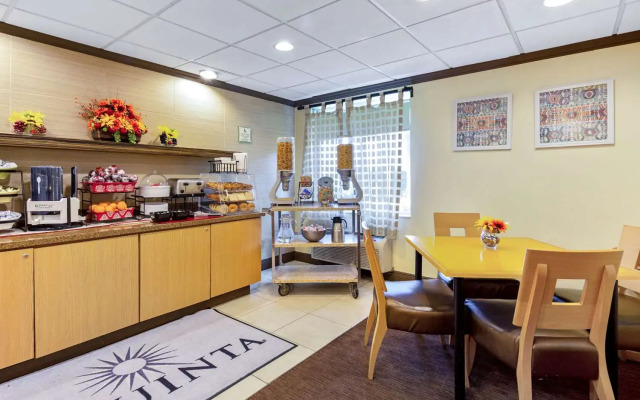 La Quinta Inn & Suites Miami Cutler Ridge