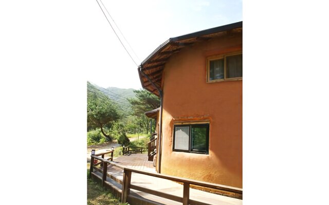 Wonju Munmak-eup Healing & Recreation Park Pension