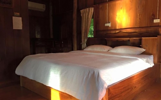 Tribal Pai Backpackers - Adults Only