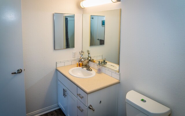 Luxury Stay by SB Suites