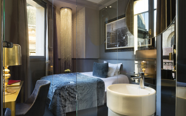 Hotel Lumen Paris Louvre