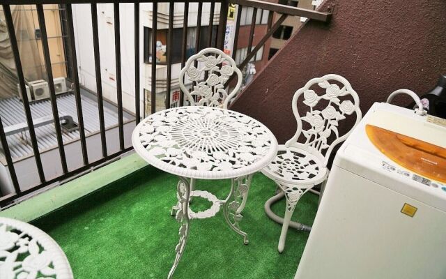 Otsuka Station Apartment Hotel